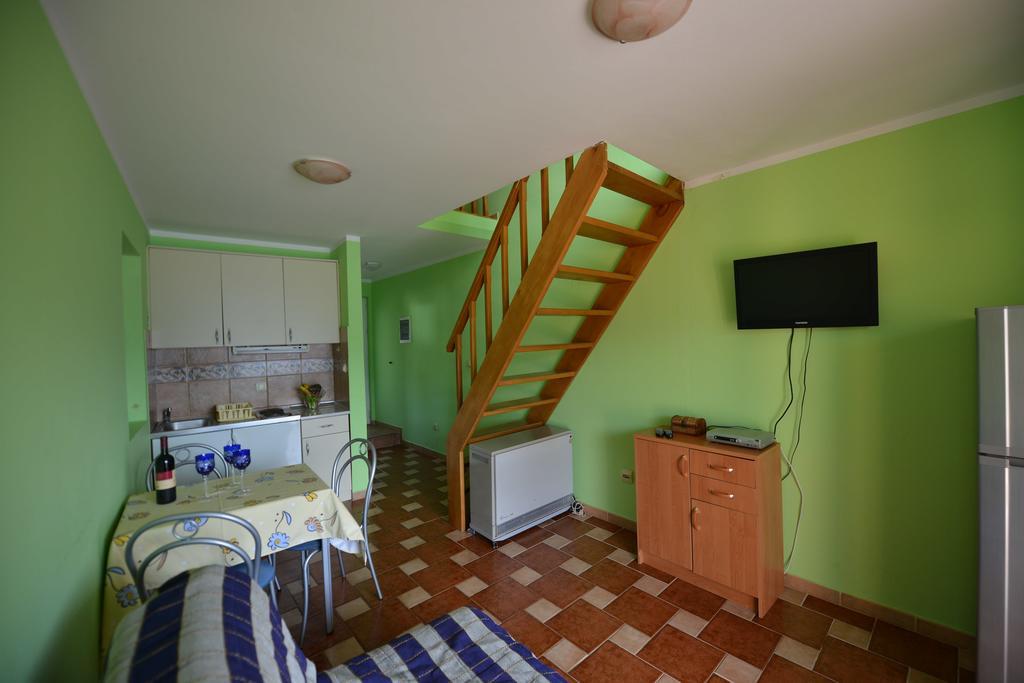 Apartments Goran Котор Стая снимка