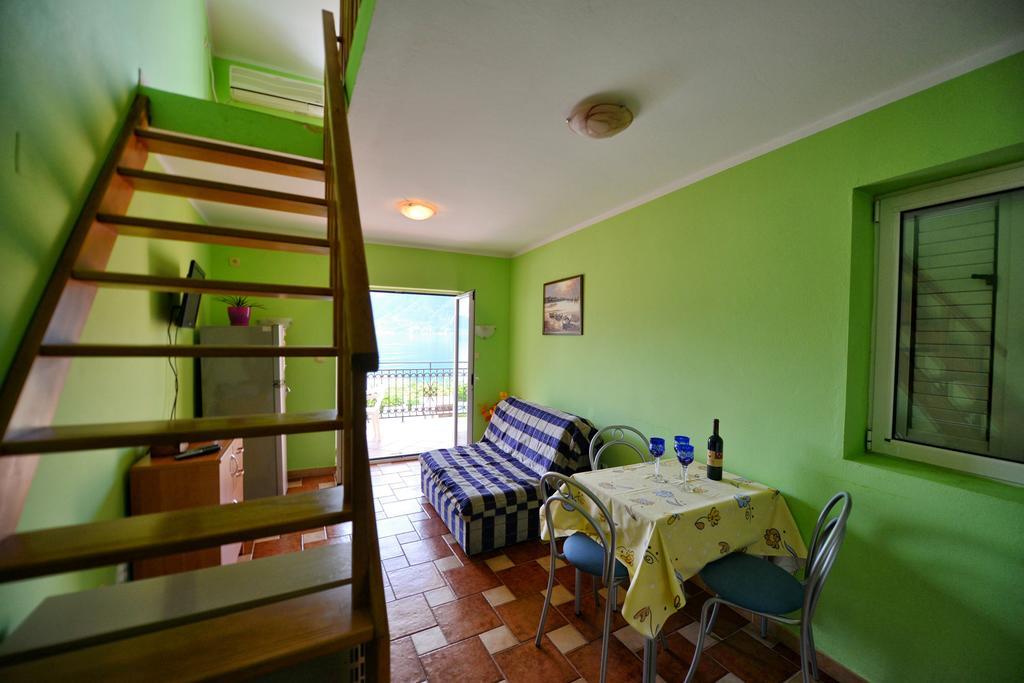 Apartments Goran Котор Стая снимка